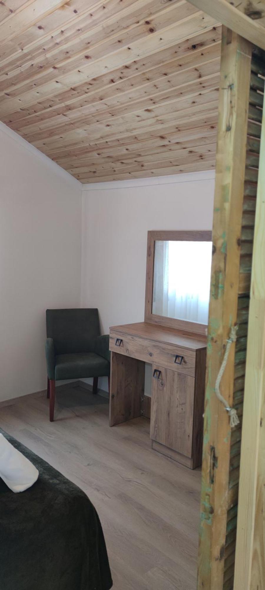 Suluca Homes 凯里尼亚 客房 照片